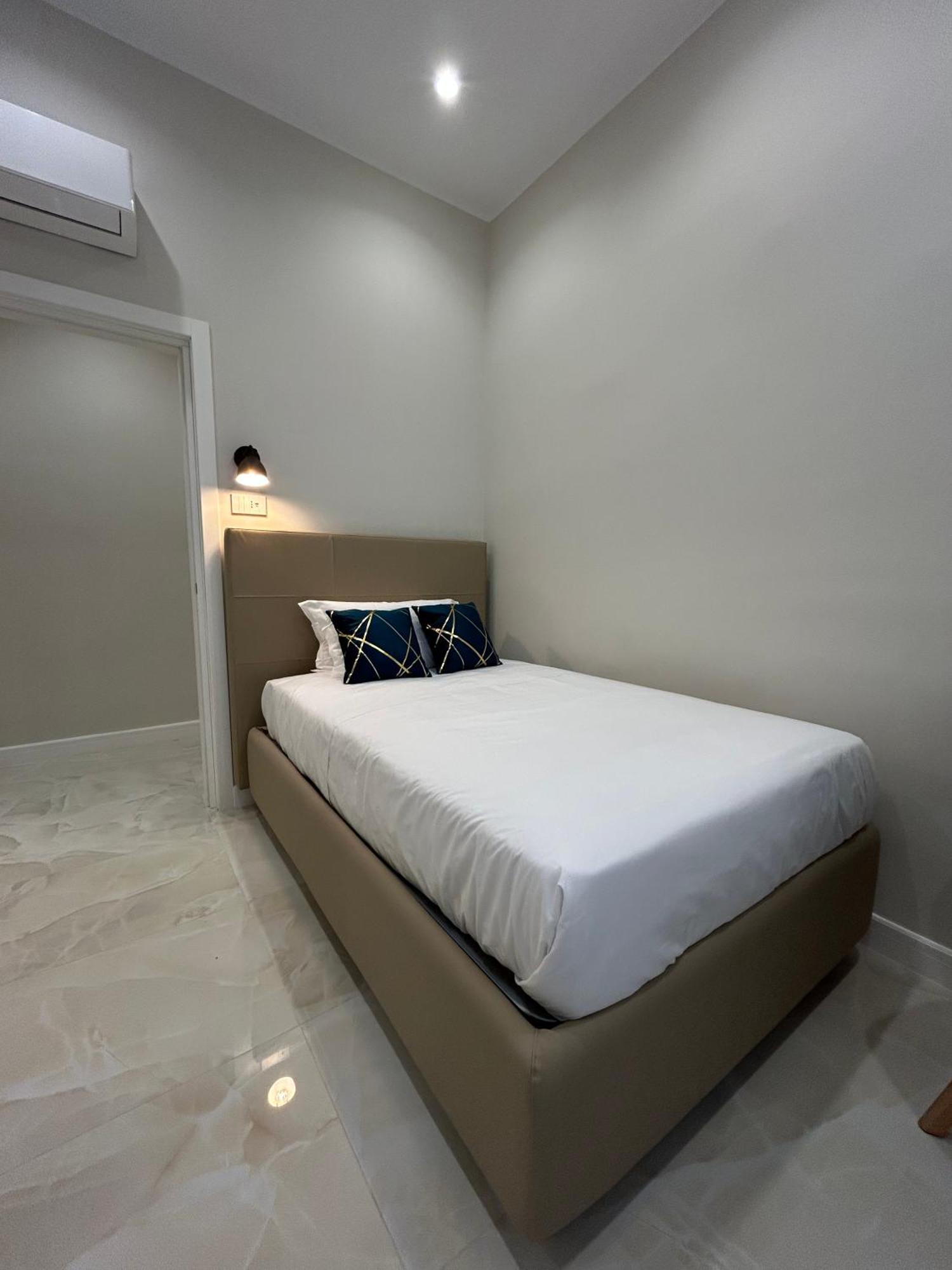 Domus Milone Naples